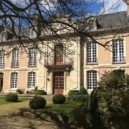 Hotel Des Tailles Mortagne-au-Perche Exterior foto